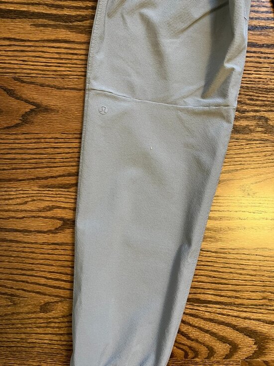 Lululemon ABC Joggers - Picture 3 of 3